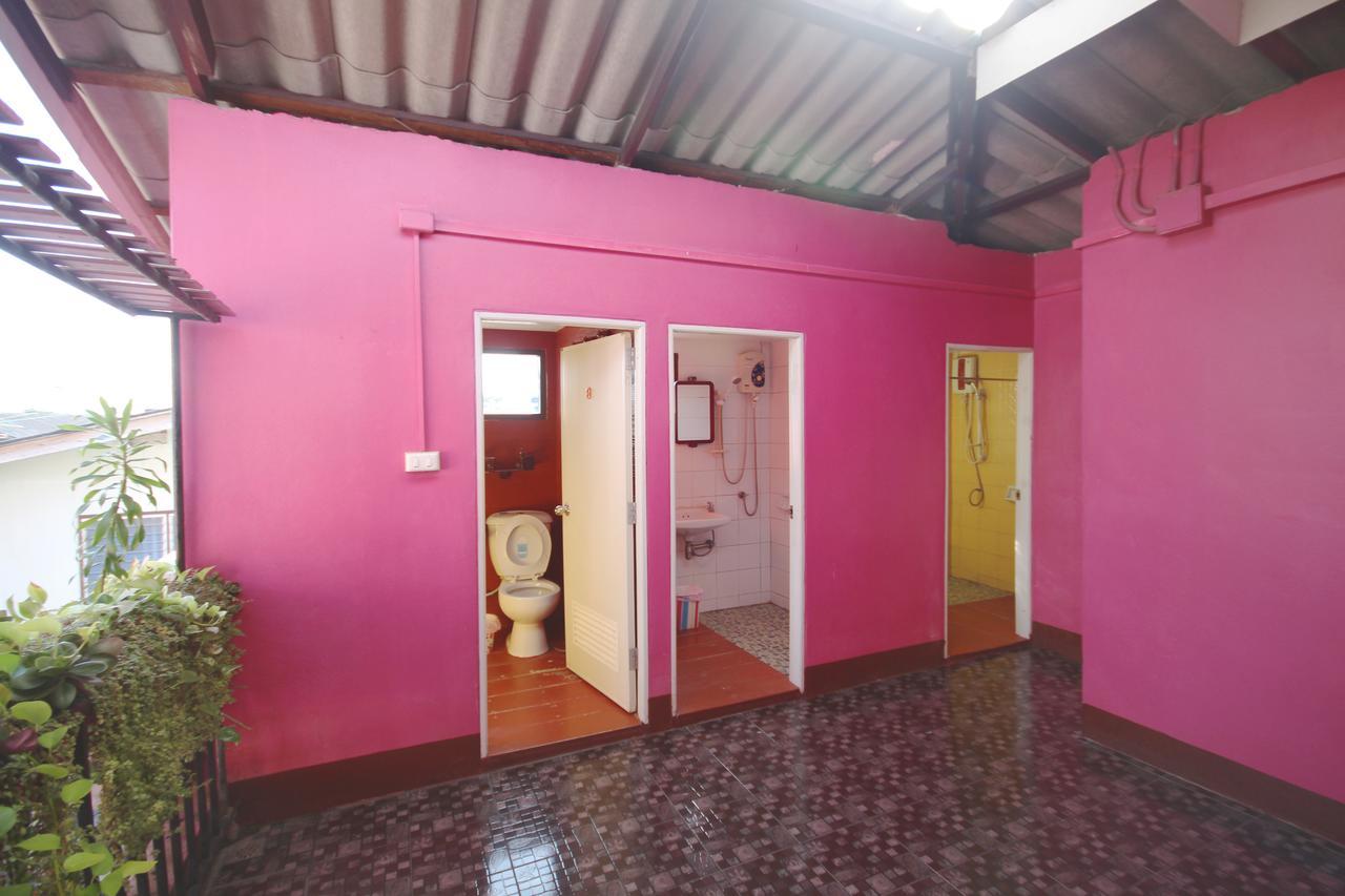 Baan Bua Homestay Chiang Rai Exteriör bild