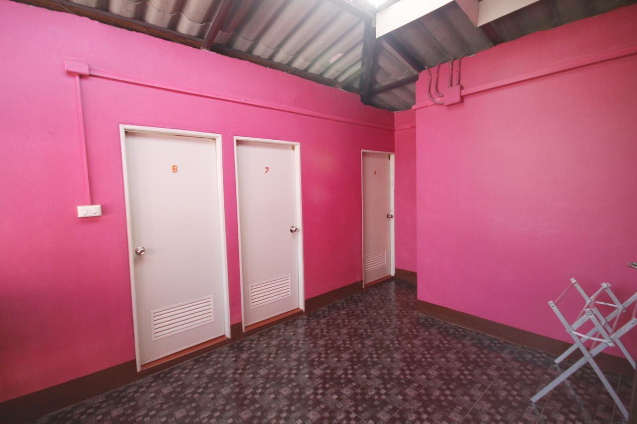 Baan Bua Homestay Chiang Rai Exteriör bild